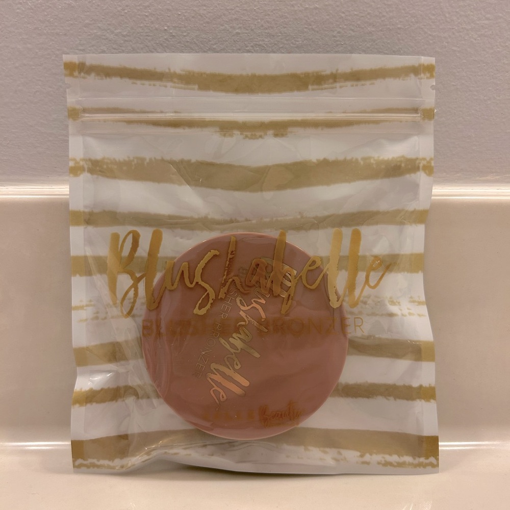 Belle Beauty by Kim Gravel Blushabelle in Coral Crush